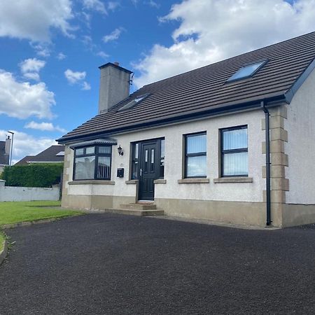 Holiday Home In Ballycastle - Fainne Na Cairde מראה חיצוני תמונה