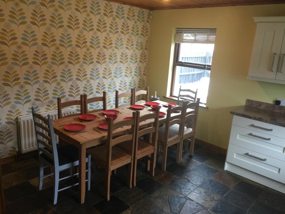 Holiday Home In Ballycastle - Fainne Na Cairde מראה חיצוני תמונה