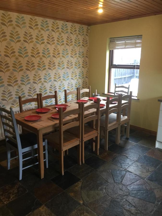 Holiday Home In Ballycastle - Fainne Na Cairde מראה חיצוני תמונה